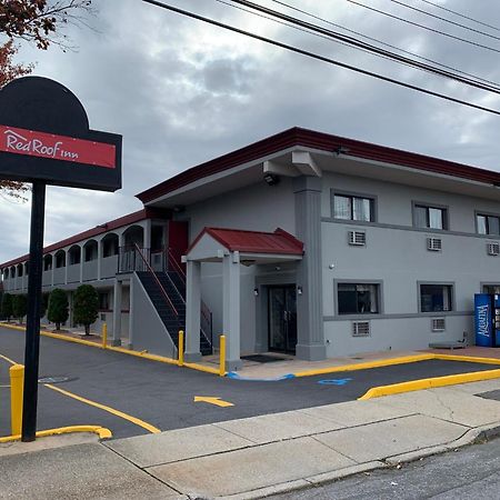Red Roof Inn Copiague Екстериор снимка