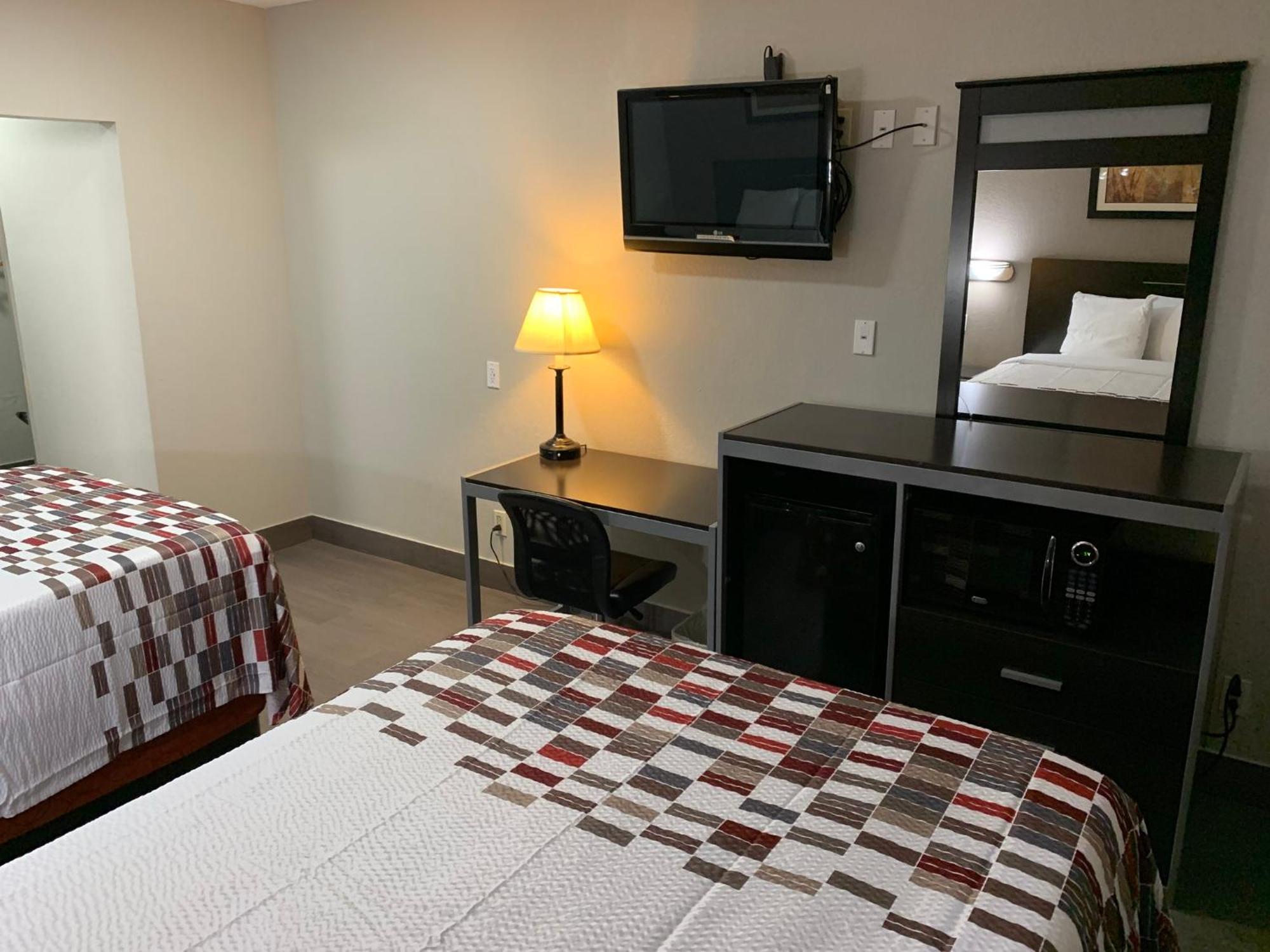 Red Roof Inn Copiague Екстериор снимка